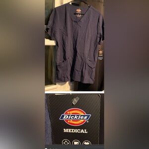 Medical scrubs NWT Dickies Advance size L. Approx 27 inch long weighs 6.9 ounces